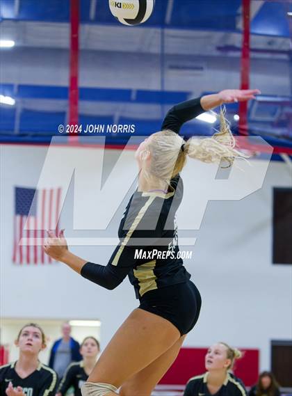 Thumbnail 2 in East Noble vs. Churubusco (West Noble Invite) photogallery.