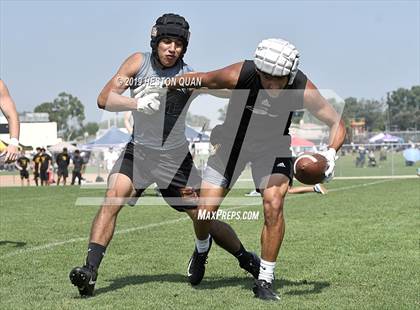 Thumbnail 1 in Sunny Hills vs El Modena (North Orange County Shootout) photogallery.