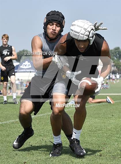 Thumbnail 3 in Sunny Hills vs El Modena (North Orange County Shootout) photogallery.