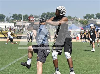 Thumbnail 2 in Sunny Hills vs El Modena (North Orange County Shootout) photogallery.