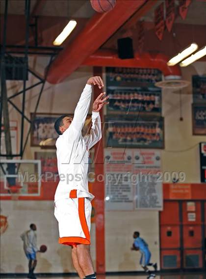 Thumbnail 2 in Lee @ Grissom photogallery.