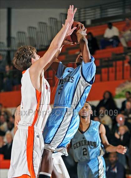Thumbnail 2 in Lee @ Grissom photogallery.