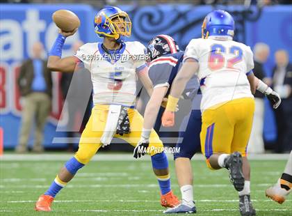 Thumbnail 1 in West Monroe vs. Landry-Walker (LHSAA Class 5A Final) photogallery.