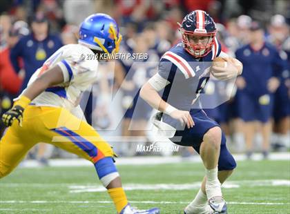 Thumbnail 3 in West Monroe vs. Landry-Walker (LHSAA Class 5A Final) photogallery.