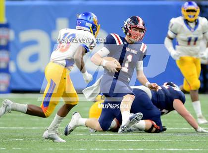 Thumbnail 2 in West Monroe vs. Landry-Walker (LHSAA Class 5A Final) photogallery.