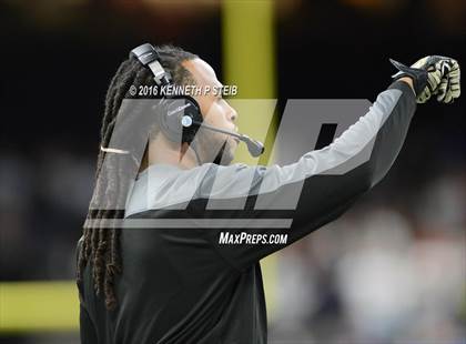 Thumbnail 1 in West Monroe vs. Landry-Walker (LHSAA Class 5A Final) photogallery.