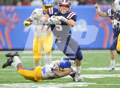 Thumbnail 2 in West Monroe vs. Landry-Walker (LHSAA Class 5A Final) photogallery.