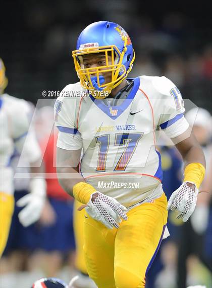 Thumbnail 3 in West Monroe vs. Landry-Walker (LHSAA Class 5A Final) photogallery.