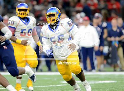 Thumbnail 3 in West Monroe vs. Landry-Walker (LHSAA Class 5A Final) photogallery.