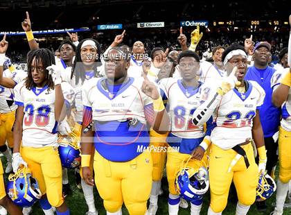 Thumbnail 1 in West Monroe vs. Landry-Walker (LHSAA Class 5A Final) photogallery.