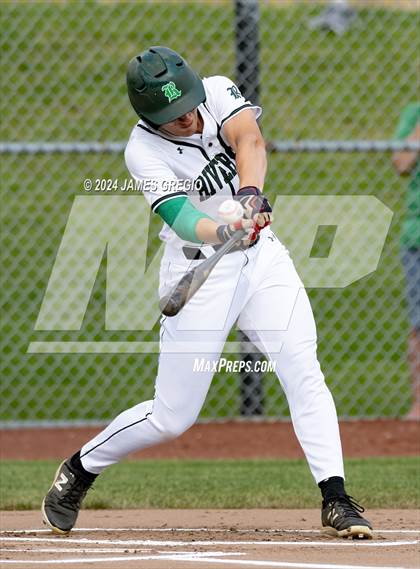 Thumbnail 2 in Riverside vs. South Allegheny (WPIAL 3A Semifinal) photogallery.