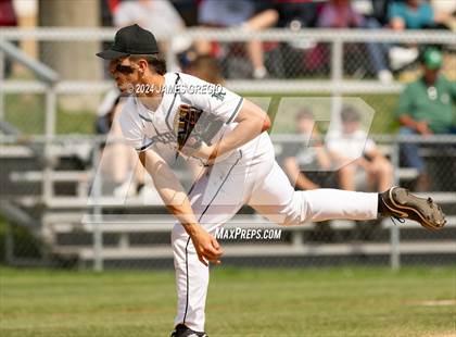 Thumbnail 2 in Riverside vs. South Allegheny (WPIAL 3A Semifinal) photogallery.