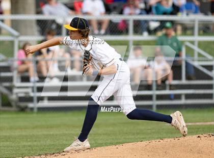 Thumbnail 1 in Riverside vs. South Allegheny (WPIAL 3A Semifinal) photogallery.