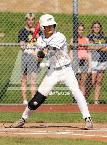 Thumbnail 3 in Riverside vs. South Allegheny (WPIAL 3A Semifinal) photogallery.