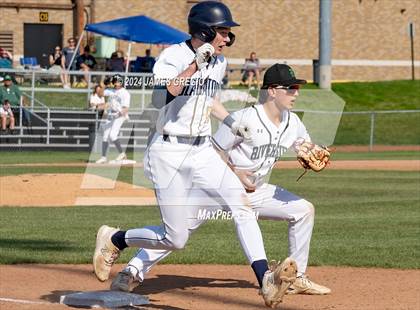 Thumbnail 2 in Riverside vs. South Allegheny (WPIAL 3A Semifinal) photogallery.
