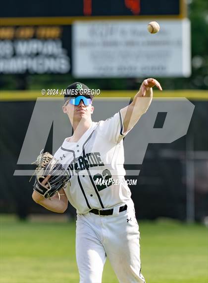 Thumbnail 3 in Riverside vs. South Allegheny (WPIAL 3A Semifinal) photogallery.