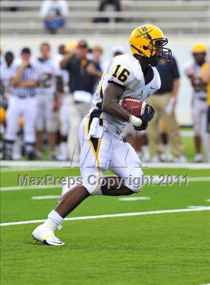 Thumbnail 3 in Olive Branch vs. Cocoa (Gridiron Challenge) photogallery.