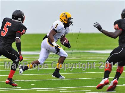 Thumbnail 1 in Olive Branch vs. Cocoa (Gridiron Challenge) photogallery.