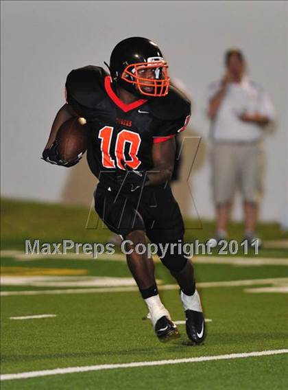 Thumbnail 3 in Olive Branch vs. Cocoa (Gridiron Challenge) photogallery.