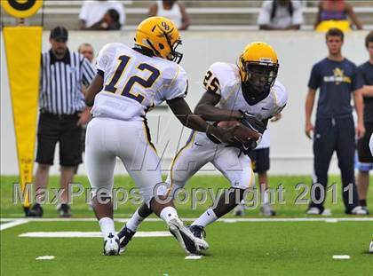 Thumbnail 2 in Olive Branch vs. Cocoa (Gridiron Challenge) photogallery.