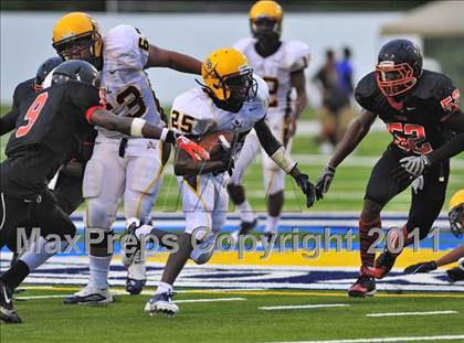 Thumbnail 2 in Olive Branch vs. Cocoa (Gridiron Challenge) photogallery.