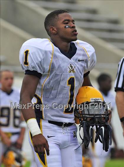 Thumbnail 1 in Olive Branch vs. Cocoa (Gridiron Challenge) photogallery.