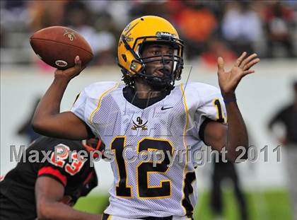 Thumbnail 1 in Olive Branch vs. Cocoa (Gridiron Challenge) photogallery.