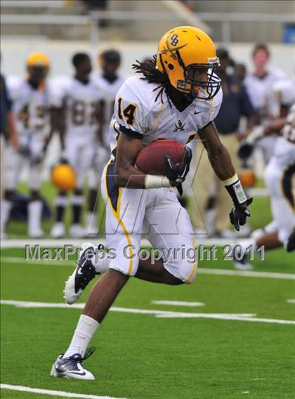 Thumbnail 1 in Olive Branch vs. Cocoa (Gridiron Challenge) photogallery.