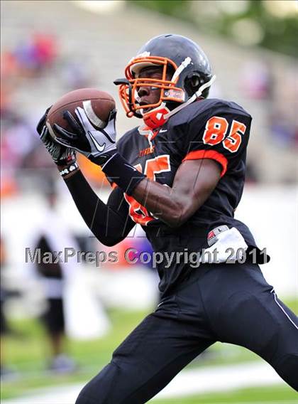 Thumbnail 1 in Olive Branch vs. Cocoa (Gridiron Challenge) photogallery.