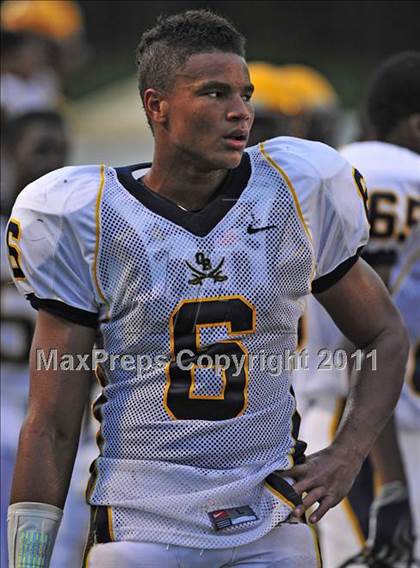 Thumbnail 1 in Olive Branch vs. Cocoa (Gridiron Challenge) photogallery.
