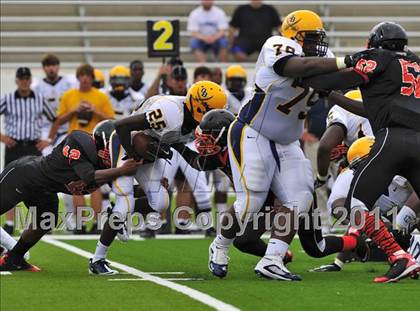 Thumbnail 2 in Olive Branch vs. Cocoa (Gridiron Challenge) photogallery.