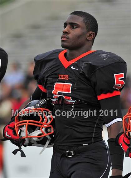 Thumbnail 3 in Olive Branch vs. Cocoa (Gridiron Challenge) photogallery.