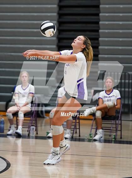 Thumbnail 3 in Yorktown @ Brownsburg (Bulldog Challenge) photogallery.