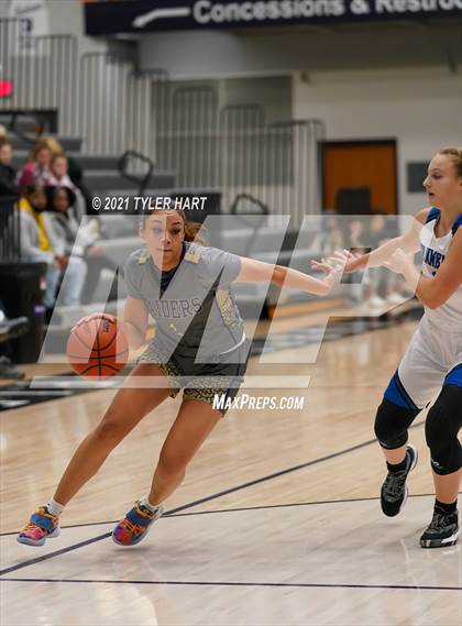 Thumbnail 1 in Reynoldsburg vs. Franklin Community (Sneakers for Santa Shootout) photogallery.