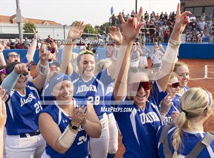Thumbnail 2 in Auburn vs. Tolono Unity (IHSA 2A Super-Sectional) photogallery.