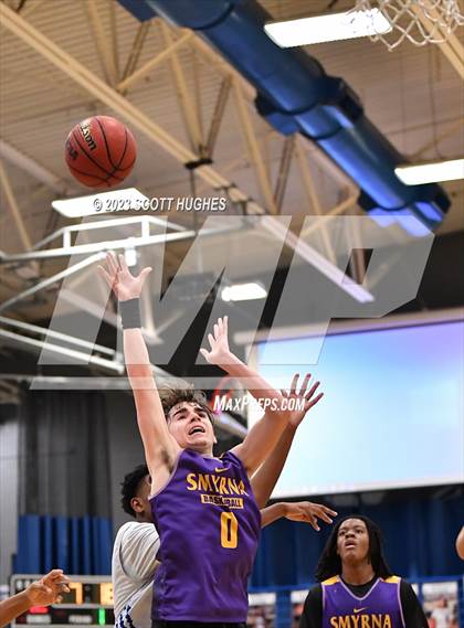 Thumbnail 2 in Smyrna vs LaVergne photogallery.