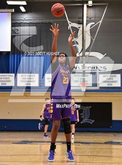 Thumbnail 2 in Smyrna vs LaVergne photogallery.