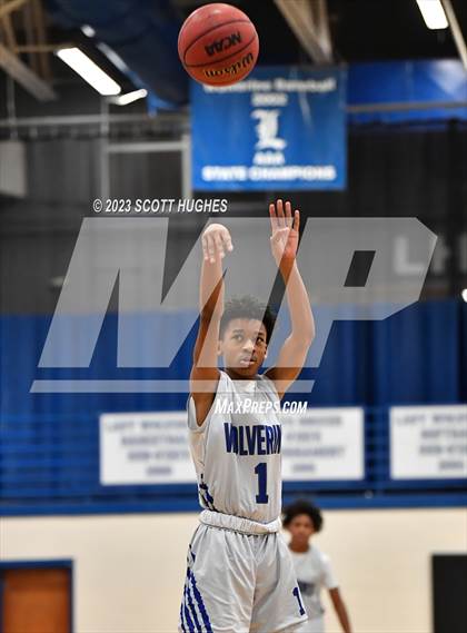 Thumbnail 2 in Smyrna vs LaVergne photogallery.