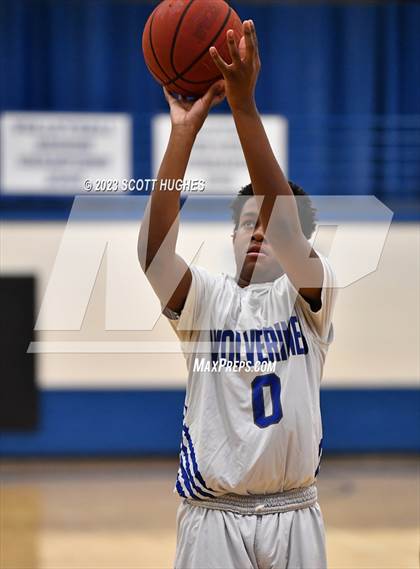 Thumbnail 2 in Smyrna vs LaVergne photogallery.