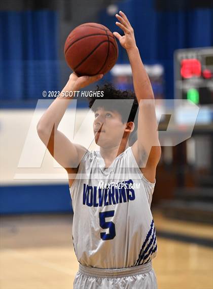 Thumbnail 1 in Smyrna vs LaVergne photogallery.