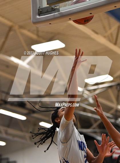 Thumbnail 1 in Smyrna vs LaVergne photogallery.