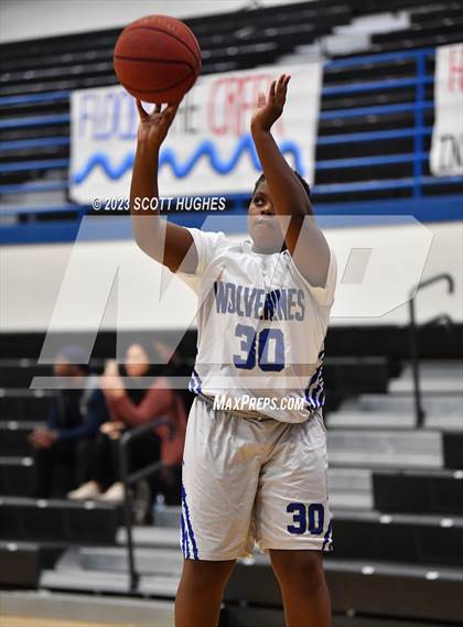 Thumbnail 3 in Smyrna vs LaVergne photogallery.