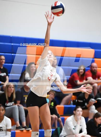 Thumbnail 2 in Liberty vs. Corona del Sol (Westwood Tournament of Champions) photogallery.
