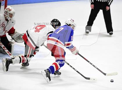 Thumbnail 3 in Glastonbury vs. Branford (CIAC D2 Final) photogallery.