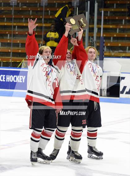 Thumbnail 1 in Glastonbury vs. Branford (CIAC D2 Final) photogallery.