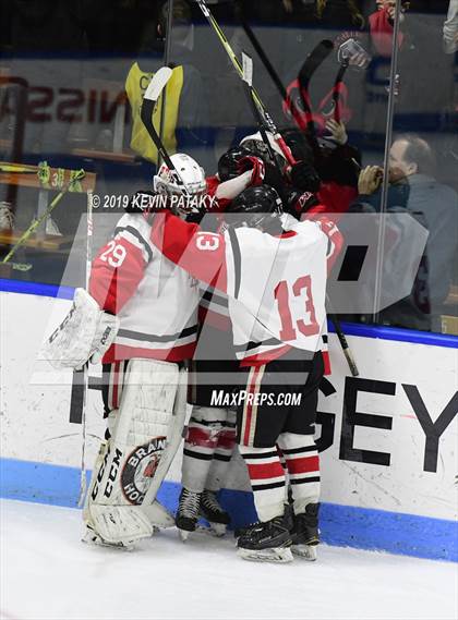 Thumbnail 2 in Glastonbury vs. Branford (CIAC D2 Final) photogallery.