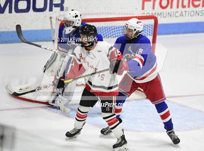 Thumbnail 2 in Glastonbury vs. Branford (CIAC D2 Final) photogallery.
