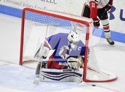 Thumbnail 3 in Glastonbury vs. Branford (CIAC D2 Final) photogallery.