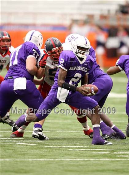 Thumbnail 1 in New Rochelle vs. North Tonawanda (NYSPHSAA Class AA Final) photogallery.