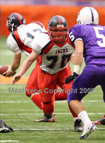 Thumbnail 1 in New Rochelle vs. North Tonawanda (NYSPHSAA Class AA Final) photogallery.